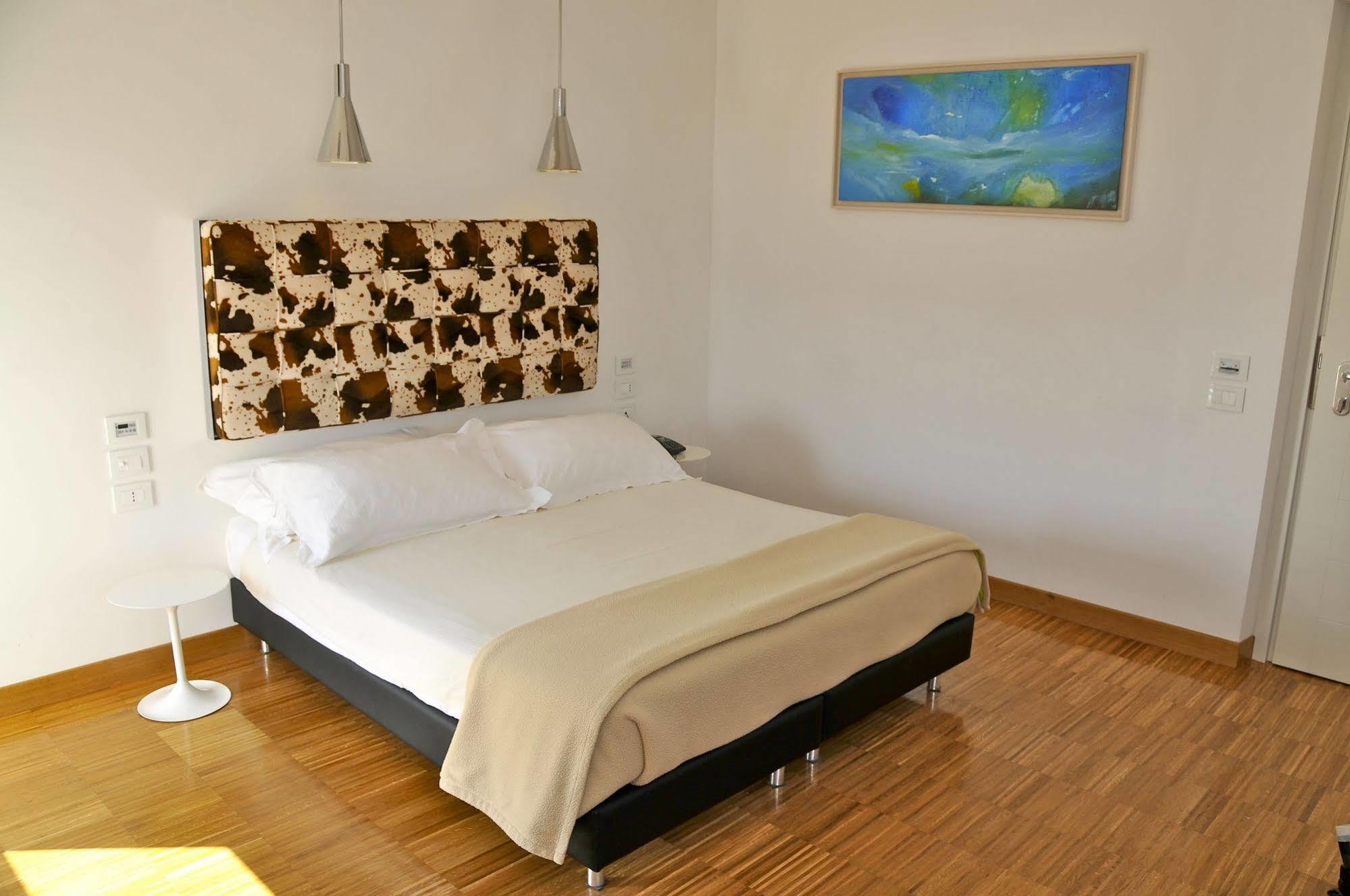Hotel Del Conte Fondi Kültér fotó