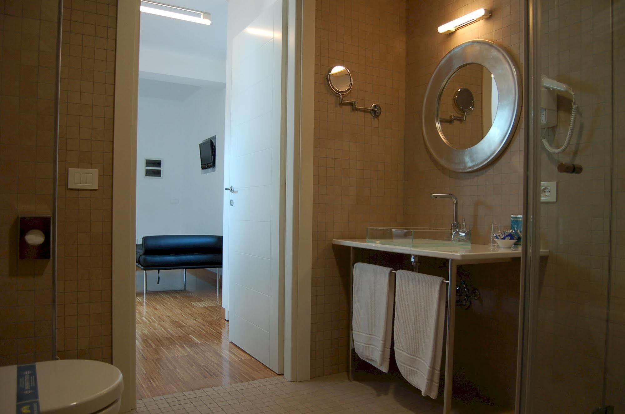 Hotel Del Conte Fondi Kültér fotó